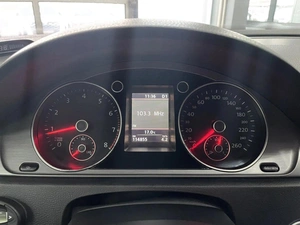 Универсал Volkswagen Passat 2011 года, 1245000 рублей, Красноярск