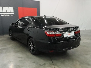 Седан Toyota Camry 2017 года, 2920000 рублей, Курск