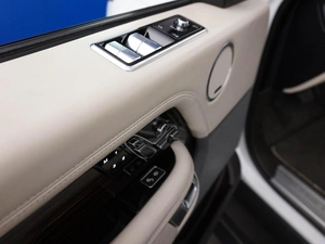 Внедорожник Land Rover Range Rover 2018 года, 6799196 рублей, Москва