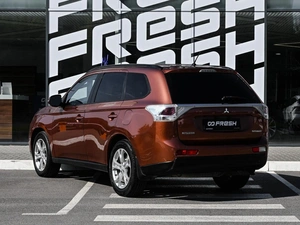 Внедорожник Mitsubishi Outlander 2012 года, 1349000 рублей, Волгоград