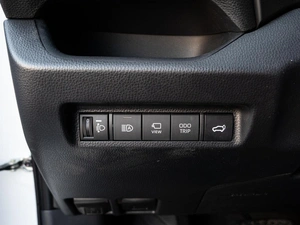 Внедорожник Toyota RAV4 2025 года, 4160000 рублей, Краснодар