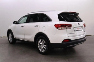 Внедорожник Kia Sorento 2017 года, 2400000 рублей, Смоленск