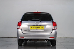 Универсал Toyota Corolla Fielder 2012 года, 869000 рублей, Челябинск