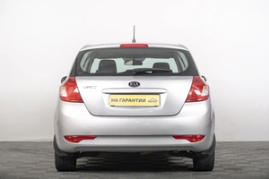 Хетчбэк Kia Ceed 2012 года, 799000 рублей, Томск