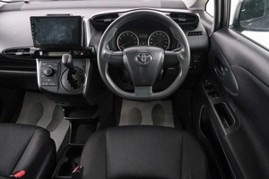 Минивэн Toyota Wish 2016 года, 1639000 рублей, Красноярск