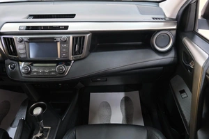 Внедорожник Toyota RAV4 2014 года, 2599000 рублей, Омск