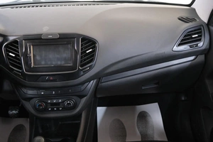 Седан ВАЗ (LADA) Vesta 2019 года, 759000 рублей, Омск