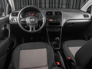 Седан Volkswagen Polo 2013 года, 849000 рублей, Тюмень