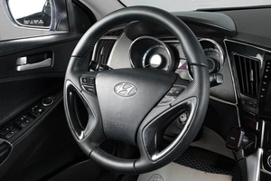 Седан Hyundai Sonata 2012 года, 1159000 рублей, Тюмень