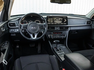 Седан Kia Optima 2017 года, 1770000 рублей, Краснодар