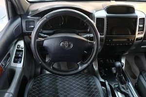 Внедорожник Toyota Land Cruiser Prado 2007 года, 2439000 рублей, Омск