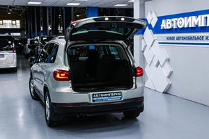 Внедорожник Volkswagen Tiguan 2013 года, 1398000 рублей, Солонцы