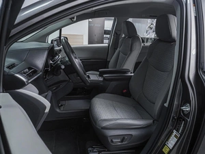 Минивэн Toyota Sienna 2021 года, 4100000 рублей, Ставрополь