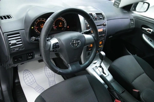 Седан Toyota Corolla 2012 года, 1168000 рублей, Солонцы