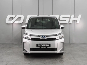 Минивэн Toyota Voxy 2020 года, 3339000 рублей, Воронеж