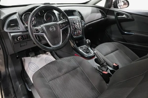 Хетчбэк Opel Astra 2012 года, 749000 рублей, Новокузнецк