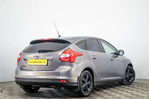 Хетчбэк Ford Focus 2011 года, 1099000 рублей, Пермь