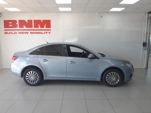 Седан Chevrolet Cruze 2011 года, 755000 рублей, Смоленск