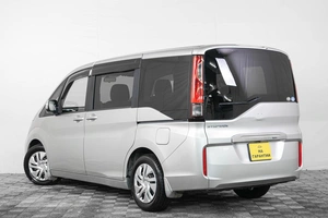 Минивэн Honda Stepwgn 2016 года, 1809000 рублей, Кемерово