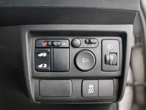 Минивэн Honda Freed 2012 года, 1150000 рублей, Красноярск