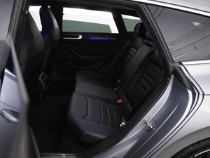 Универсал Volkswagen Arteon R 2021 года, 6049777 рублей, Москва