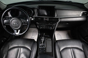 Седан Kia K5 2015 года, 1409000 рублей, Сургут