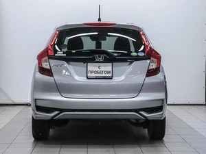 Хетчбэк Honda Fit 2019 года, 1380000 рублей, Красноярск