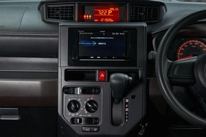 Минивэн Toyota Roomy 2021 года, 999000 рублей, Красноярск