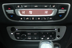 Хетчбэк Renault Megane 2013 года, 729000 рублей, Омск