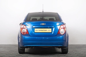 Седан Chevrolet Aveo 2012 года, 649000 рублей, Томск