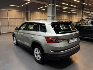 Внедорожник Skoda Kodiaq 2019 года, 2247000 рублей, Красноярск