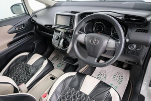 Минивэн Toyota Wish 2016 года, 1899000 рублей, Красноярск