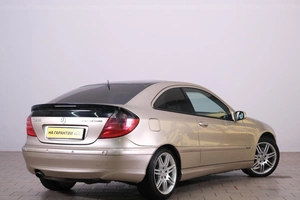 Хетчбэк Mercedes-benz C-класс 2002 года, 729000 рублей, Омск