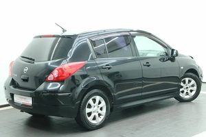 Хетчбэк Nissan Tiida 2011 года, 845000 рублей, Красноярск