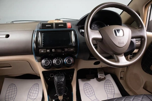 Седан Honda Fit Aria 2005 года, 319000 рублей, Оренбург