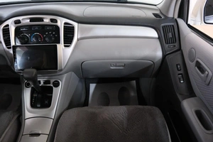 Внедорожник Toyota Highlander 2004 года, 1199000 рублей, Омск