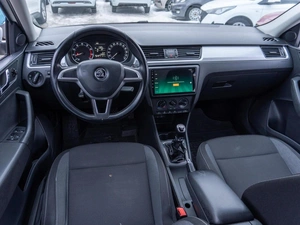 Лифтбек Skoda Rapid 2015 года, 1029000 рублей, Саратов