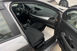 Хэтчбек Renault Megane 2011 года, 760000 рублей, Брянск