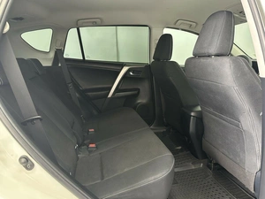 Внедорожник Toyota RAV4 2016 года, 2340000 рублей, Красноярск