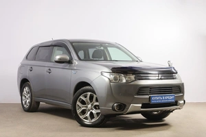 Внедорожник Mitsubishi Outlander 2015 года, 1929000 рублей, Новосибирск