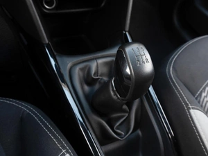 Внедорожник Peugeot 2008 2014 года, 829000 рублей, Саратов