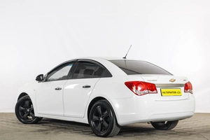 Седан Chevrolet Cruze 2012 года, 719000 рублей, Тюмень