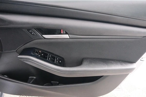 Седан Mazda 3 2019 года, 1579000 рублей, Красноярск