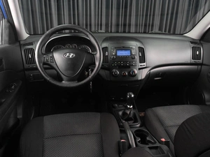 Хетчбэк Hyundai i30 2010 года, 599000 рублей, Тюмень