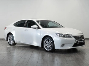 Седан Lexus ES 2013 года, 1989000 рублей, Саратов