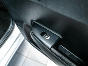 Седан Kia Rio 2018 года, 1519000 рублей, Красноярск