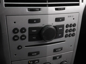 Универсал Opel Astra 2013 года, 699000 рублей, Воронеж