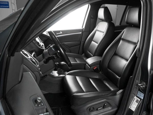 Внедорожник Volkswagen Tiguan 2016 года, 1765000 рублей, Тюмень