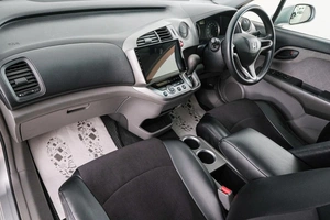 Минивэн Honda Stream 2010 года, 999000 рублей, Красноярск