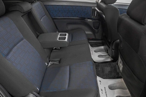 Минивэн Toyota Isis 2013 года, 1279000 рублей, Барнаул